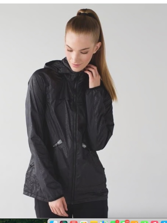 LULULEMON Miss Misty Rain/wind jacket, 10,  CB2588 - Picture 2 of 9